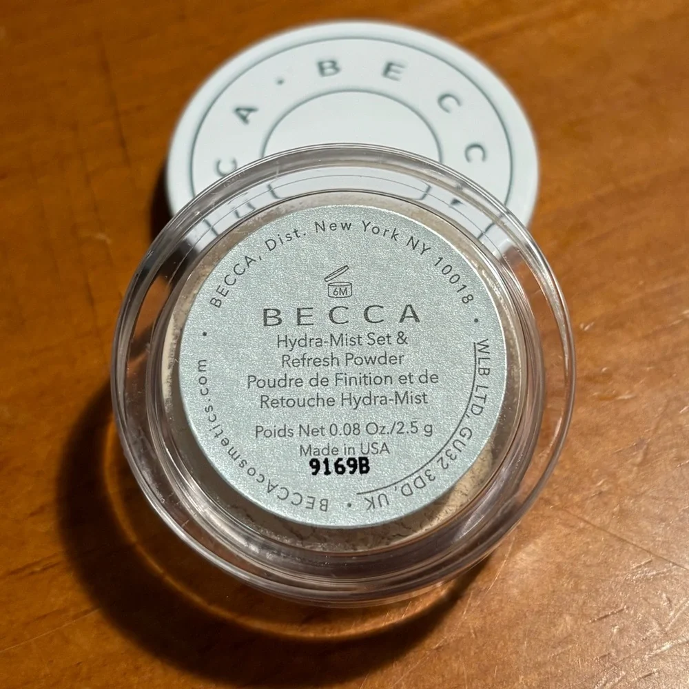 BECCA Hydra-Mist Set & Refresh Powder